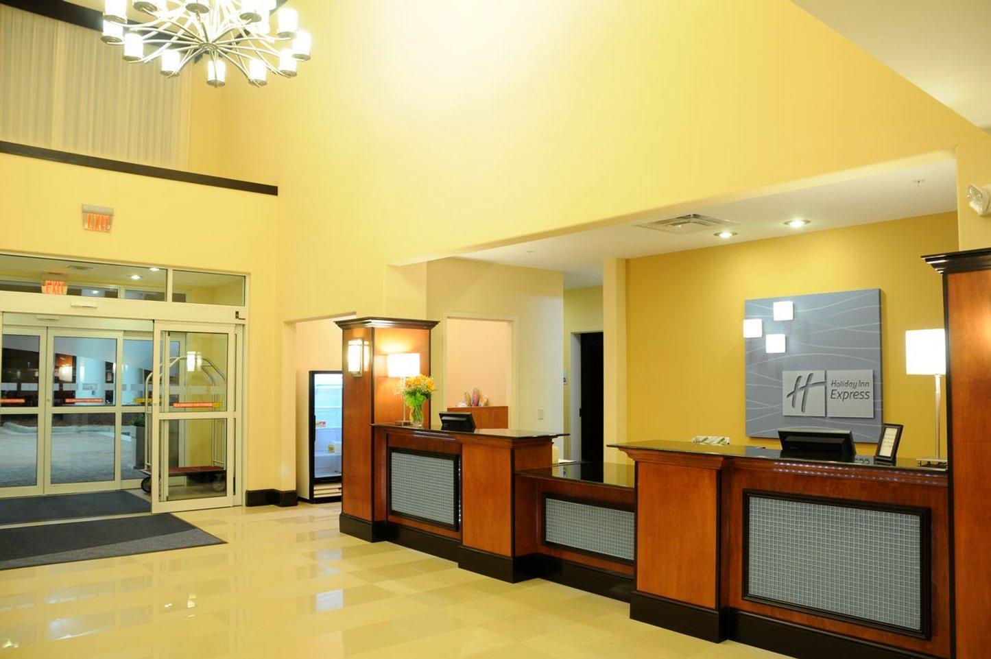 Holiday Inn Express Hotel & Suites Bainbridge By Ihg Exterior photo